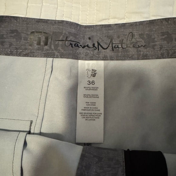 Travis Matthew Board Shorts - Picture 3 of 4